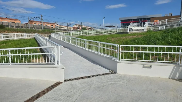 Accés adaptat del Burger King d'Olesa