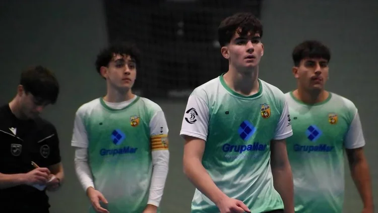 Jugadors del FS Olesa Juvenil A durant un partit
