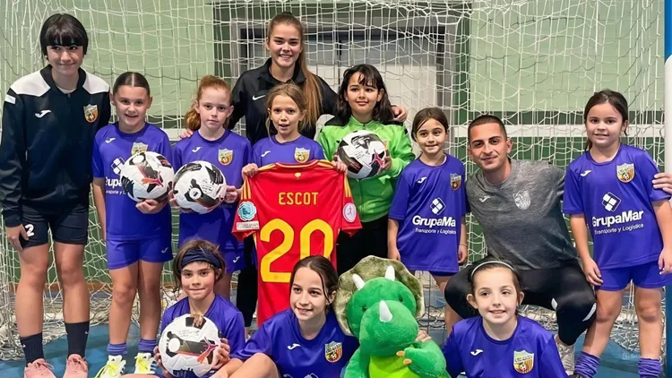 Campeonas del Benjamín Femenino "A" rumbo al Campeonato de España