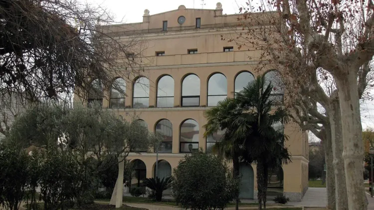 El Ayuntamiento de Olesa publica información falsa sobre una emergencia química: "Pedimos disculpas por el error"