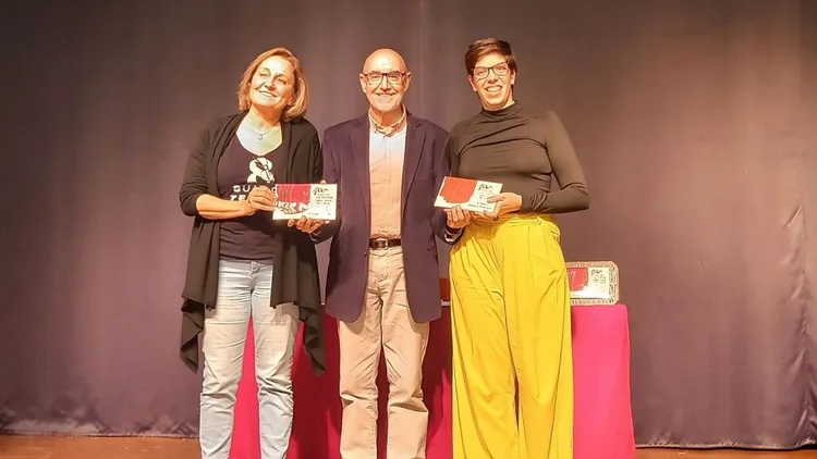 Triunfo de Cuatro por Cuatro en el 40.º Concurso de Teatro Villa de Olesa