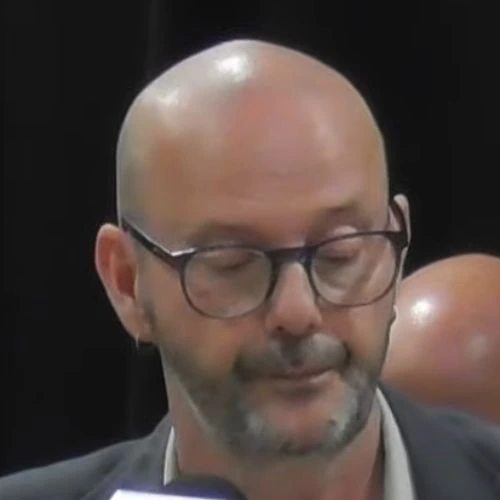 Carreira destaca que la seva candidatura neix de la proximitat de la política local