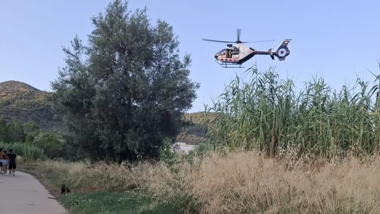 Helicòpter de Bombers / Ceci Urrea